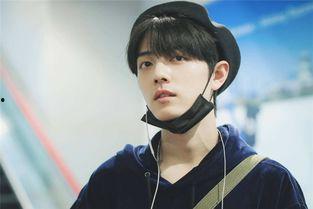 何洁爆料肖战送照片视频,照片视频引热议  第3张