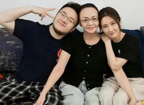 八卦吃瓜娱乐博主视频,八卦吃瓜达人带你揭秘热门视频幕后故事 第2张 八卦吃瓜娱乐博主视频,八卦吃瓜达人带你揭秘热门视频幕后故事 第2张